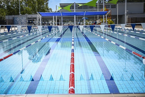 50m-pool-lanes-looking-towards-splash-park-no-talent-landscape.jpg